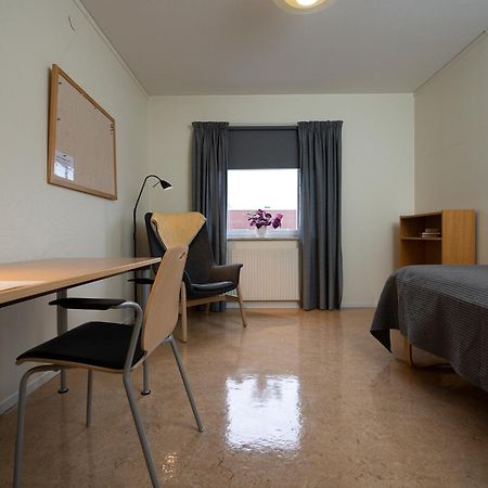 Logi Tuppen, Vandrarhem - Oskarshamns Folkhoegskola Exterior foto
