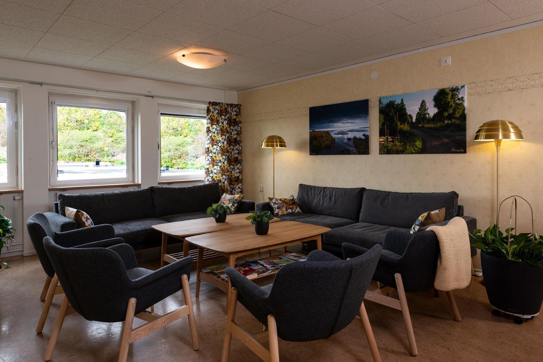 Logi Tuppen, Vandrarhem - Oskarshamns Folkhoegskola Exterior foto